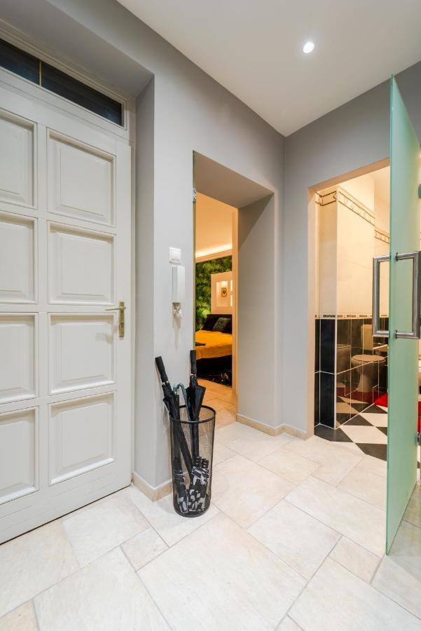 Andrassy Avenue Exclusive Appartement Boedapest Buitenkant foto