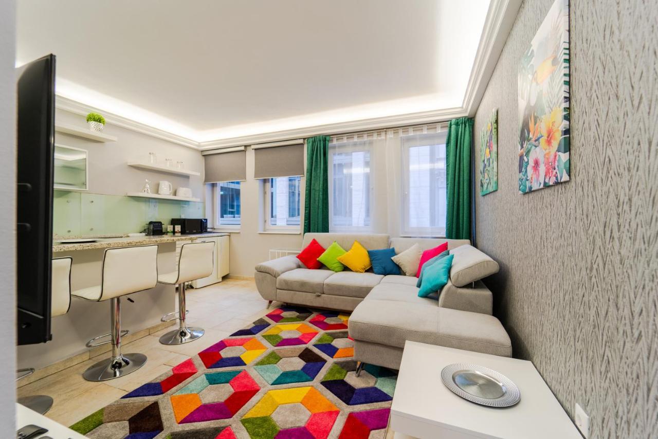 Andrassy Avenue Exclusive Appartement Boedapest Buitenkant foto